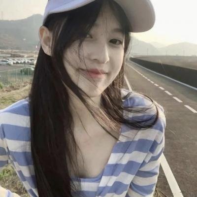 阳光中的青时雨