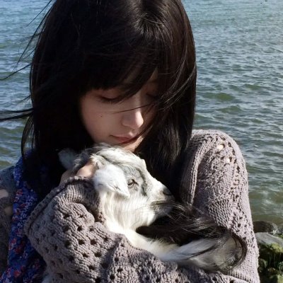 海边的白房子