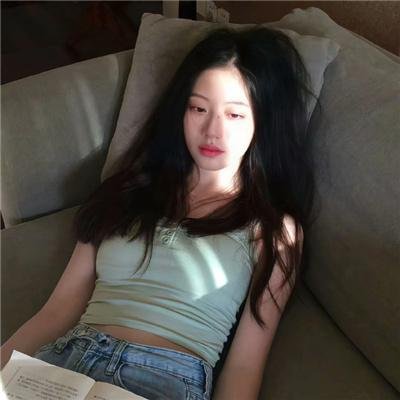 绷不住了啦